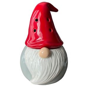 Scentsy Gnome For the Holidays Warmer